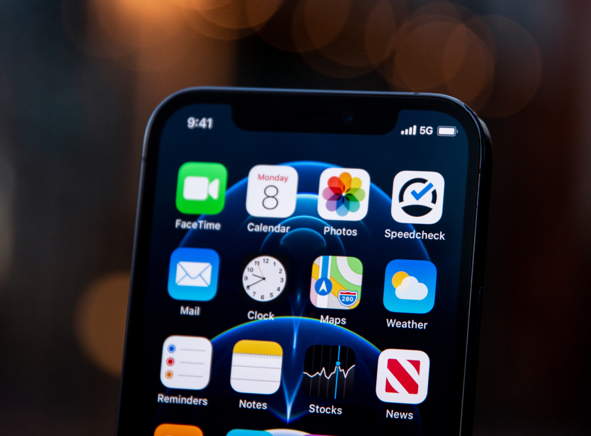 界首苹果手机维修分享为什么 iPhone 12 在冬季会自动关机 
